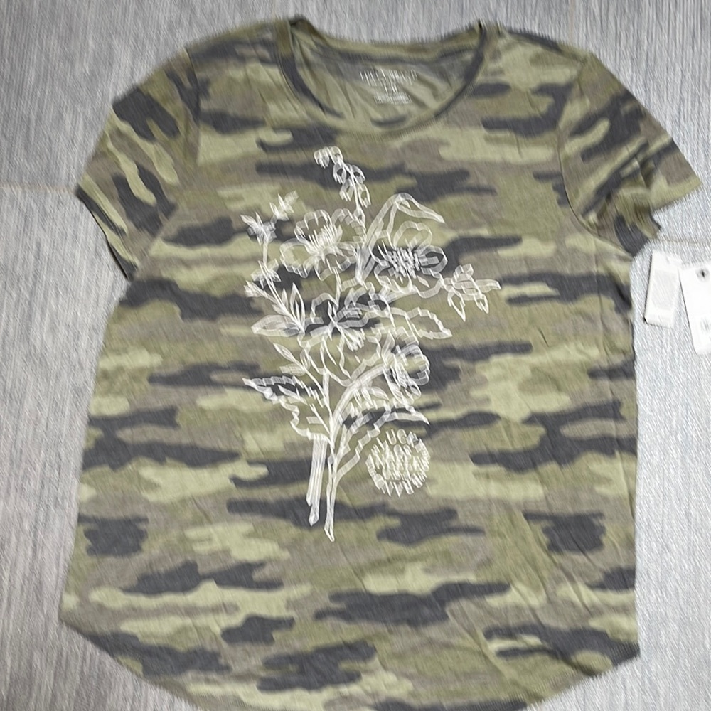 Brand new LUCKY brand never worn with tags L top
